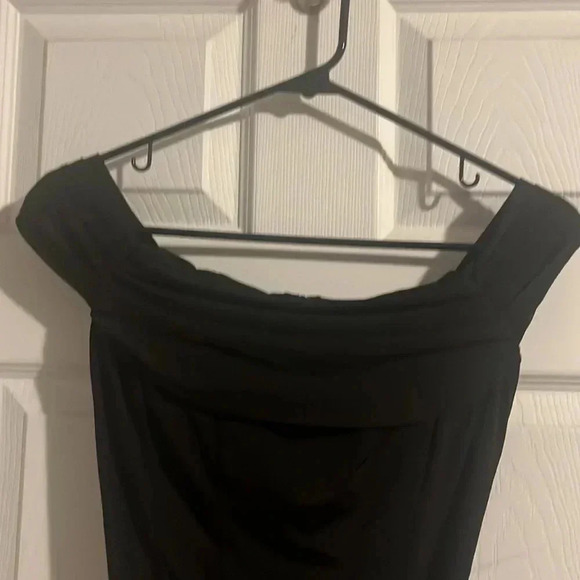 Emerald Square Off the Shoulder Dress - Size Small - Picture 4 of 8